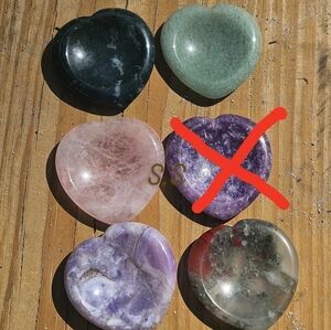 Heart-Shaped Stone Set